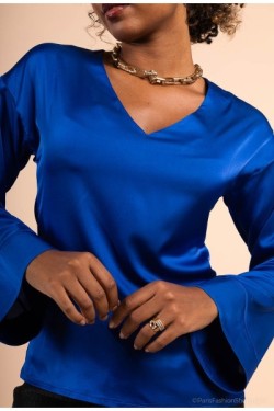 Blouse col V manches évasée