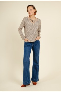 Top texturé col croisé avec lacets