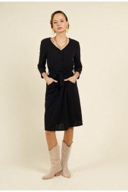 Robe taille ceinturée avec laçage