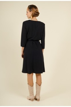 Robe taille ceinturée avec laçage