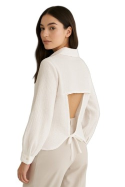 Chemise en coton gaufré ouverte au dos